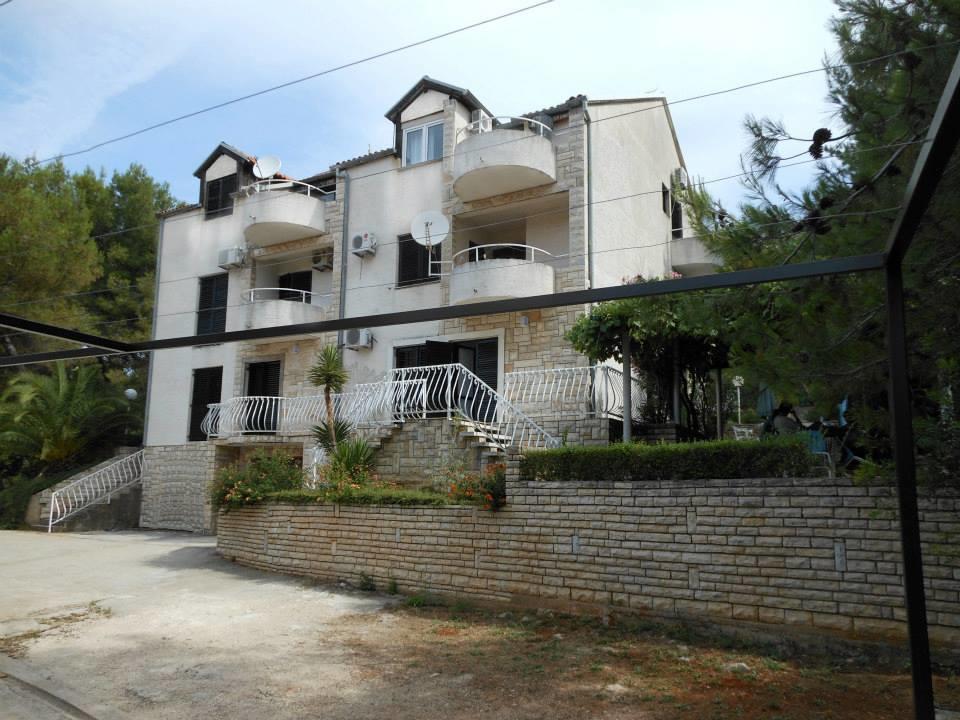Guest House Alek Vrboska Room photo